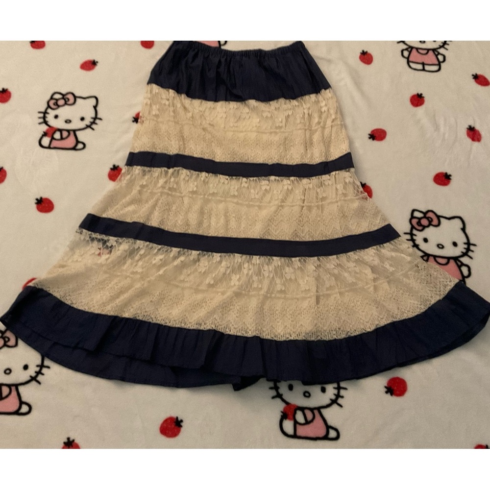 Life Style Navy and Lace Maxiskirt